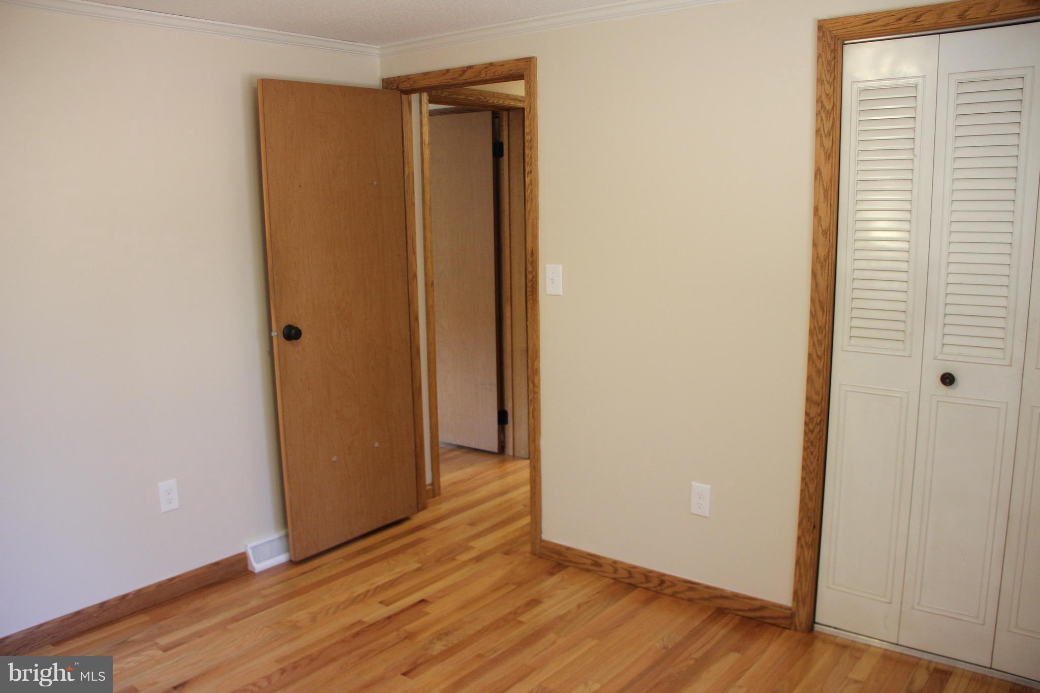 904 Hoffmaster Road Knoxville, MD 21758 - Photo 16 of 29 Second Bedroom