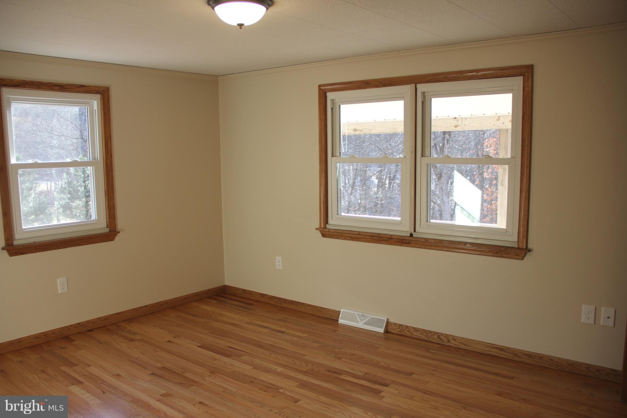 904 Hoffmaster Road Knoxville, MD 21758 - Photo 19 of 29 Bedroom (Master)