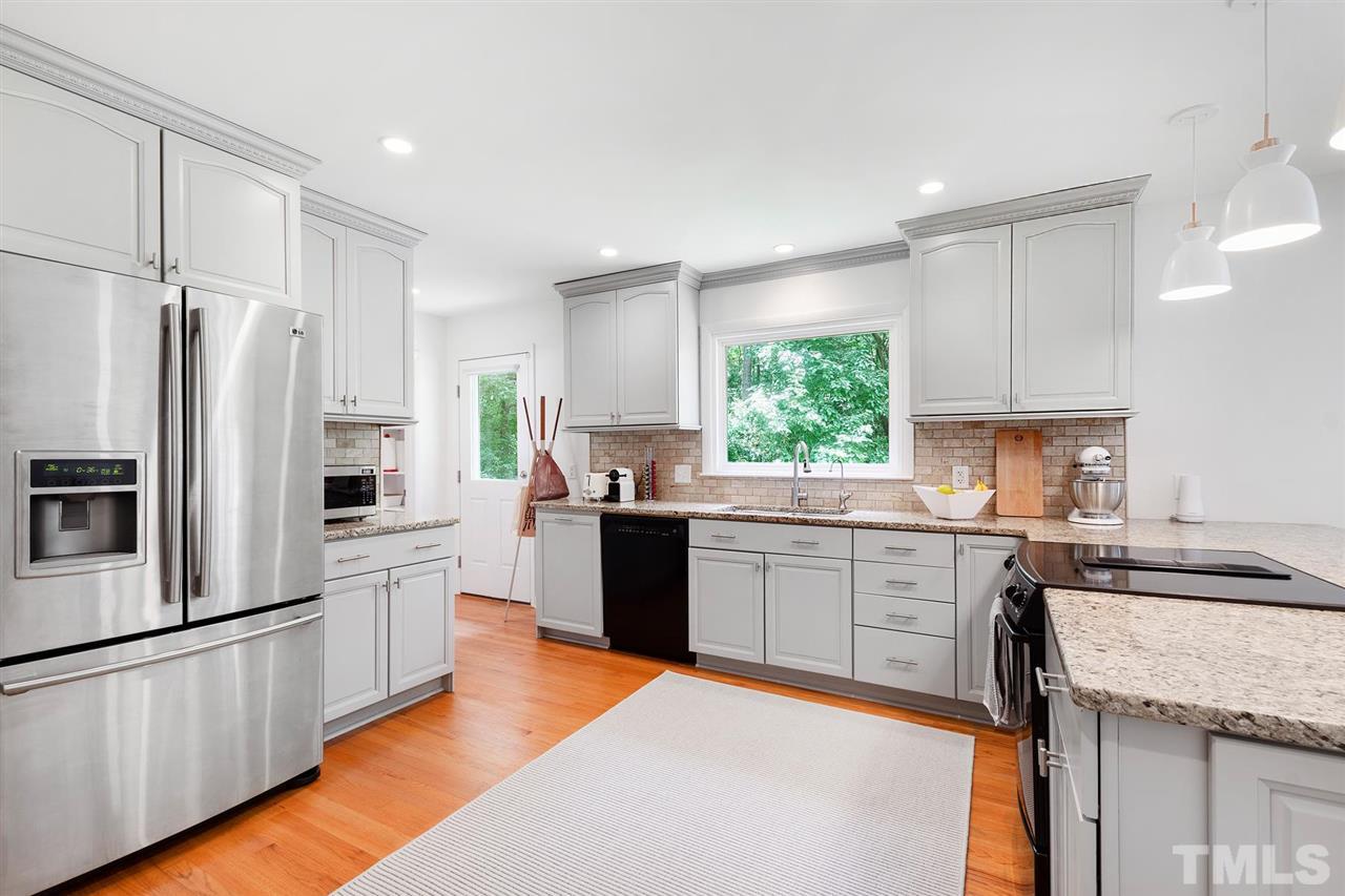 3219 Tanager Street Raleigh, NC 27606 - Photo 8 of 29 Gallery Image 8