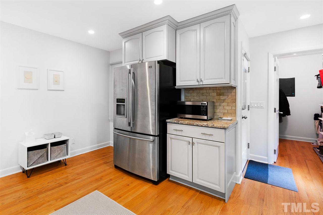 3219 Tanager Street Raleigh, NC 27606 - Photo 10 of 29 Gallery Image 10