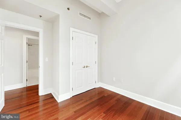 $349,900 | 1500 Chestnut Street, Unit 19F, Philadelphia, PA 19102