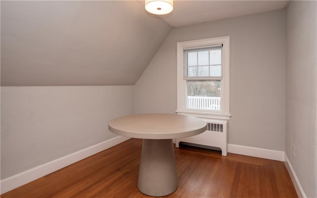 118 Ruggles Avenue, Unit 300 Newport, RI 02840 - Photo 10 of 28