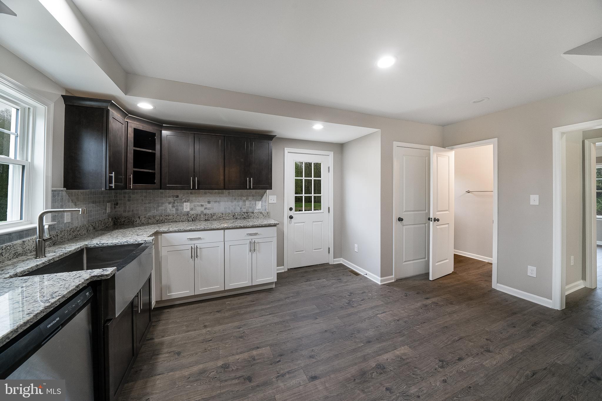 7601 Courthouse Road Spotsylvania, VA 22551 - Photo 12 of 25 Kitchen