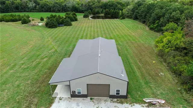 $749,000 | 114 Southwest 1451st Road, Holden, MO 64040