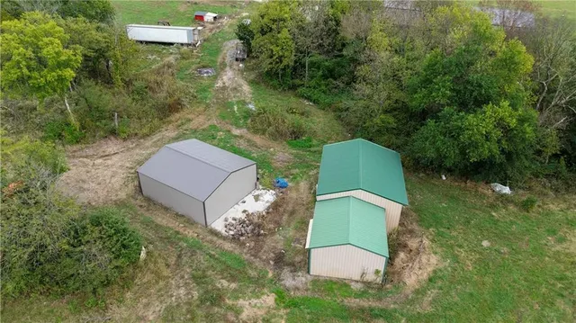 $749,000 | 114 Southwest 1451st Road, Holden, MO 64040