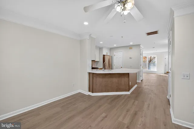 $429,900 | 46932 Courtyard Square, Sterling, VA 20164