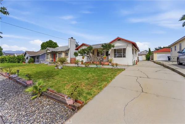 $899,000 | 2518 El Paseo, Alhambra, CA 91803