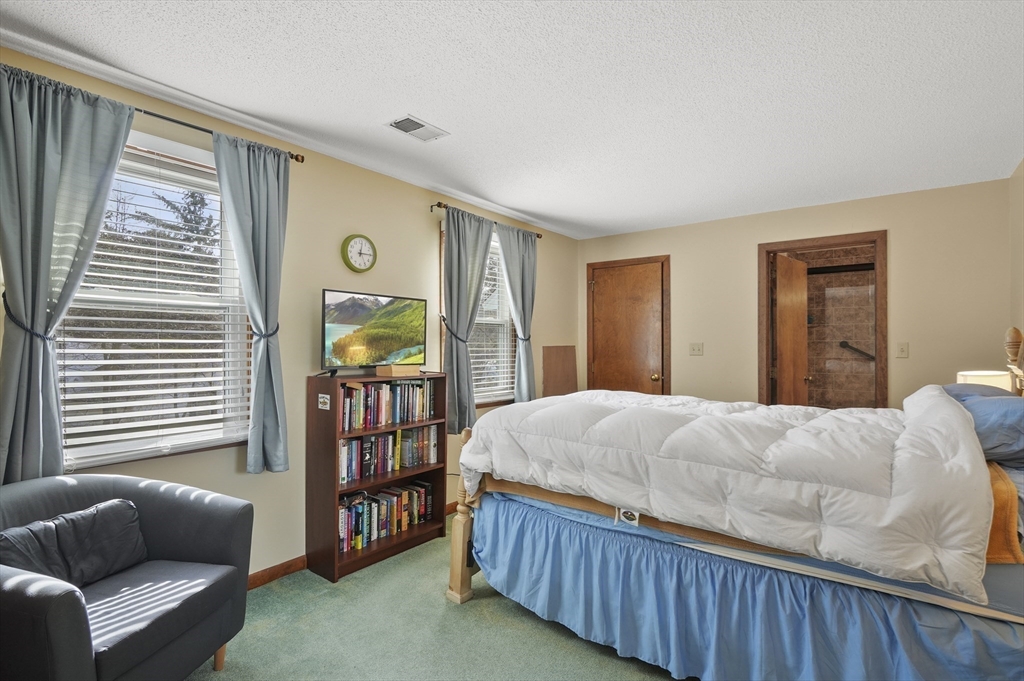 395 Providence Road, Unit 6 Grafton, MA 01560 - Photo 17 of 32 Gallery Image 17