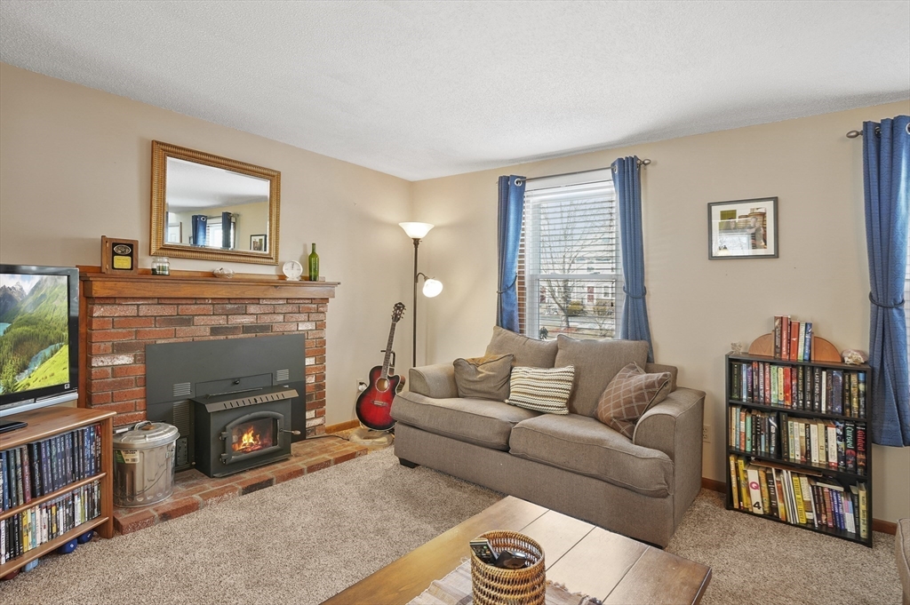 395 Providence Road, Unit 6 Grafton, MA 01560 - Photo 5 of 32 Gallery Image 5