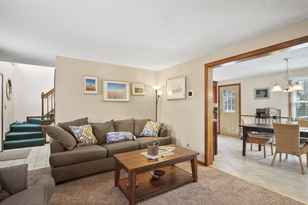 395 Providence Road, Unit 6 Grafton, MA 01560 - Photo 7 of 32 Gallery Image 7