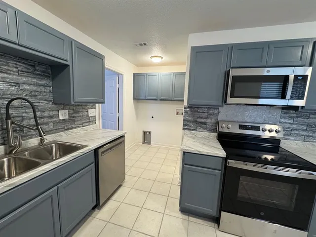 $215,000 | 142 Cheyenne, Quitman, TX 75783