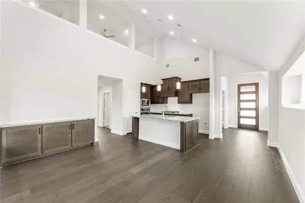 $440,000 | 5 Grouse Circle, Sanger, TX 76266