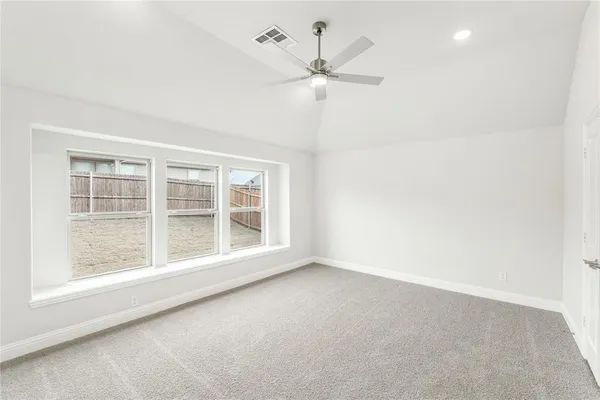 $440,000 | 5 Grouse Circle, Sanger, TX 76266