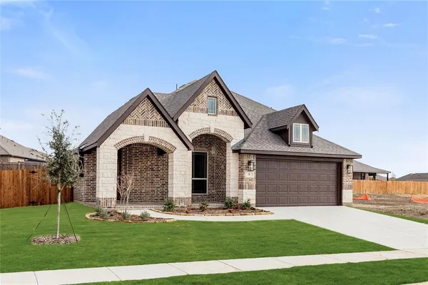 $440,000 | 5 Grouse Circle, Sanger, TX 76266