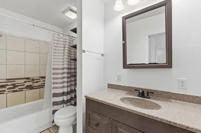 $325,000 | 3437 Cedar Avenue South, Minneapolis, MN 55407