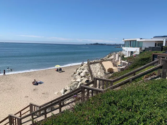$1,999,999 | 2-1130 East Cliff Drive, Santa Cruz, CA 95062