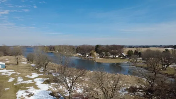 $850,000 | N9026 Hickory Point Road, Beaver Dam, WI 53916