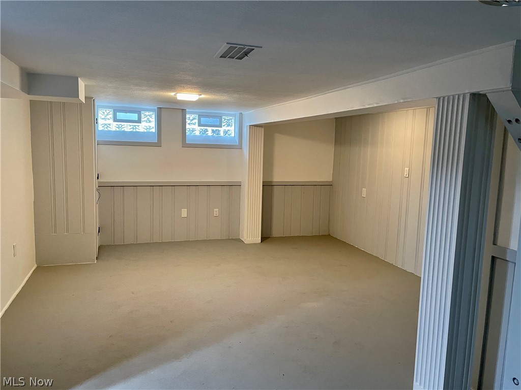1772 Edgefield Road Lyndhurst, OH 44124 - Photo 27 of 34 Gallery Image 27