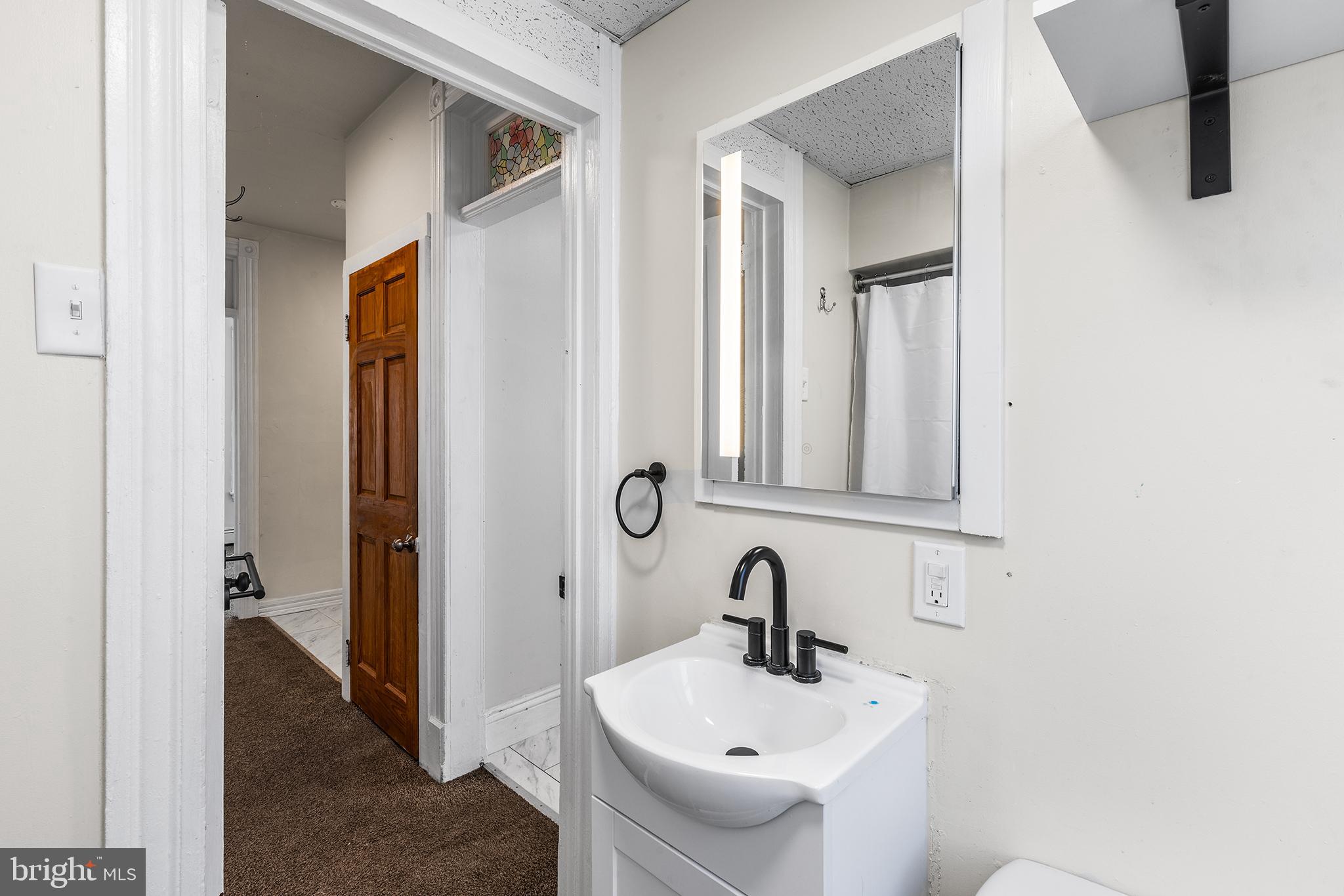 1001 West High Street Pottstown, PA 19464 - Photo 24 of 35