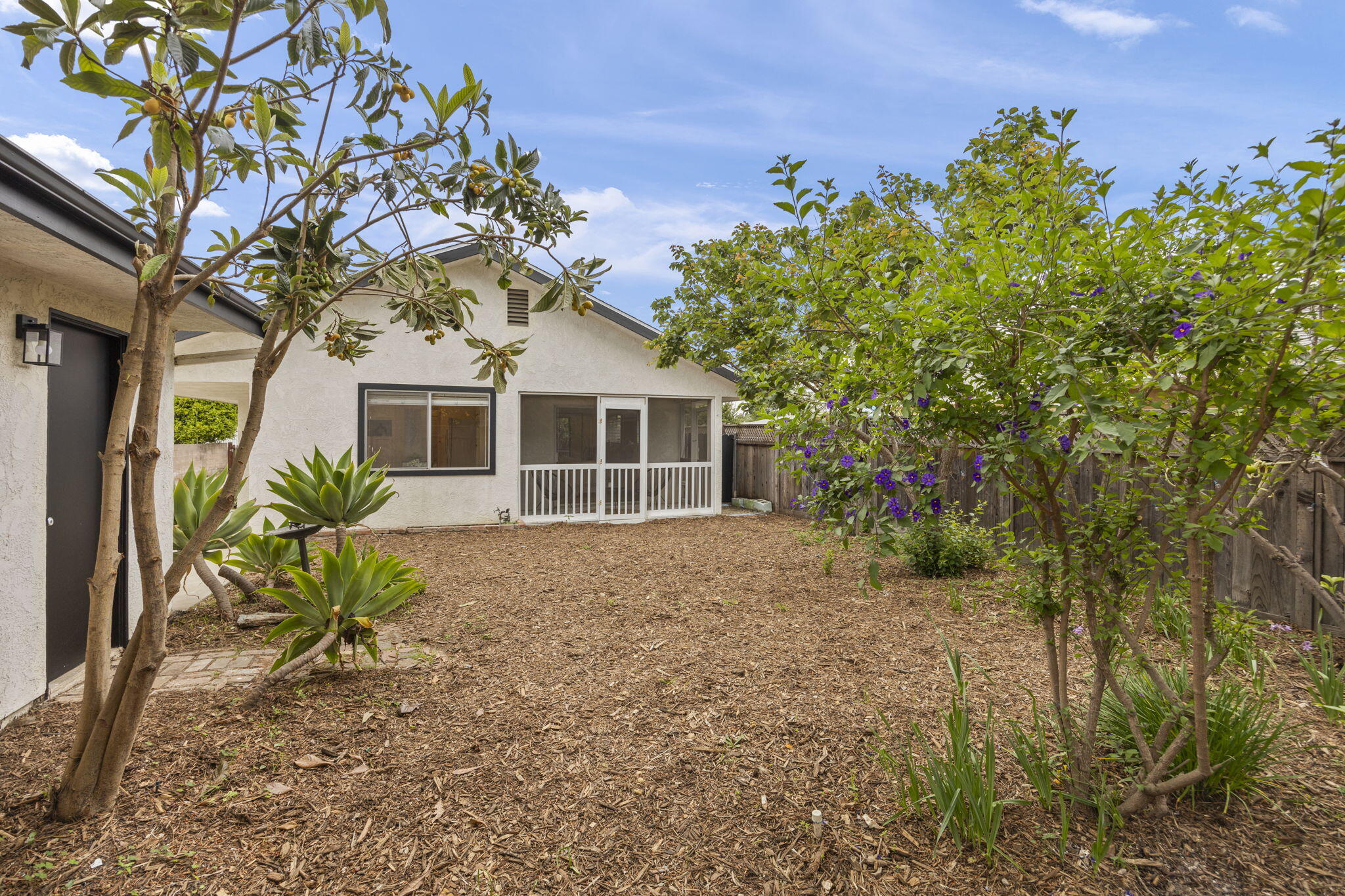 600 Good Hope Street Oak View, CA 93022 - Photo 2 of 26 24. Back yard