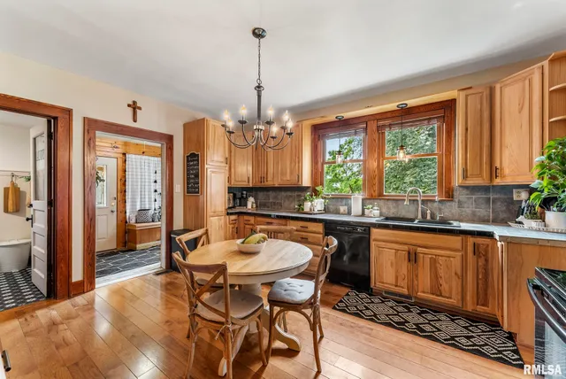 $499,000 | 10198 East 2720 Street, Kewanee, IL 61443