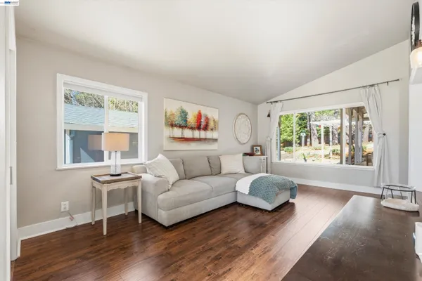 $498,000 | 20140 Redwood Drive, Foresthill, CA 95631