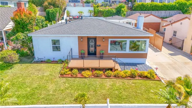 $2,299,900 | 204 VÃa Colusa, Redondo Beach, CA 90277