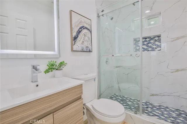 $2,299,900 | 204 VÃa Colusa, Redondo Beach, CA 90277