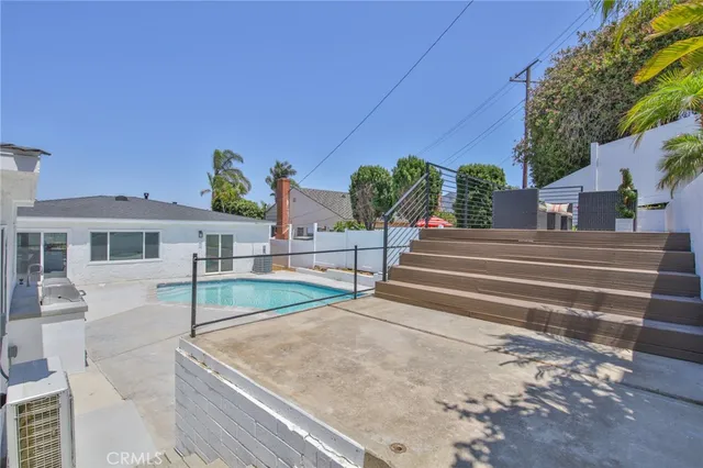 $2,299,900 | 204 VÃa Colusa, Redondo Beach, CA 90277