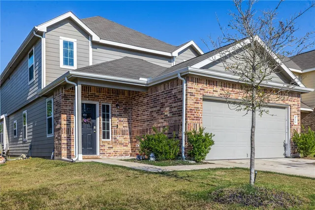 $299,899 | 975 Harper Lane, Bryan, TX 77803