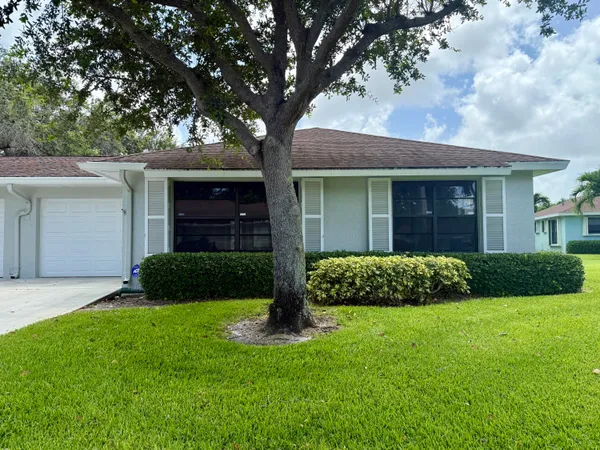 $304,900 | 9890 Pecan Tree Drive, Unit B, Boynton Beach, FL 33436