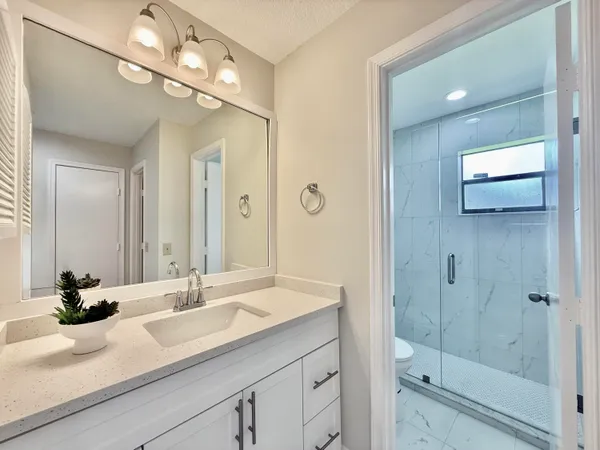 $304,900 | 9890 Pecan Tree Drive, Unit B, Boynton Beach, FL 33436