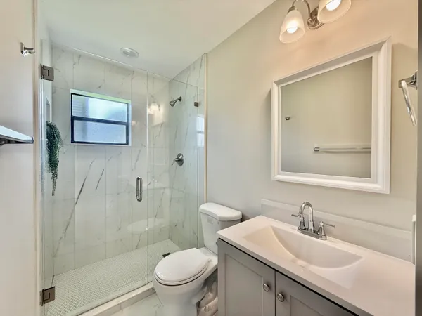 $304,900 | 9890 Pecan Tree Drive, Unit B, Boynton Beach, FL 33436