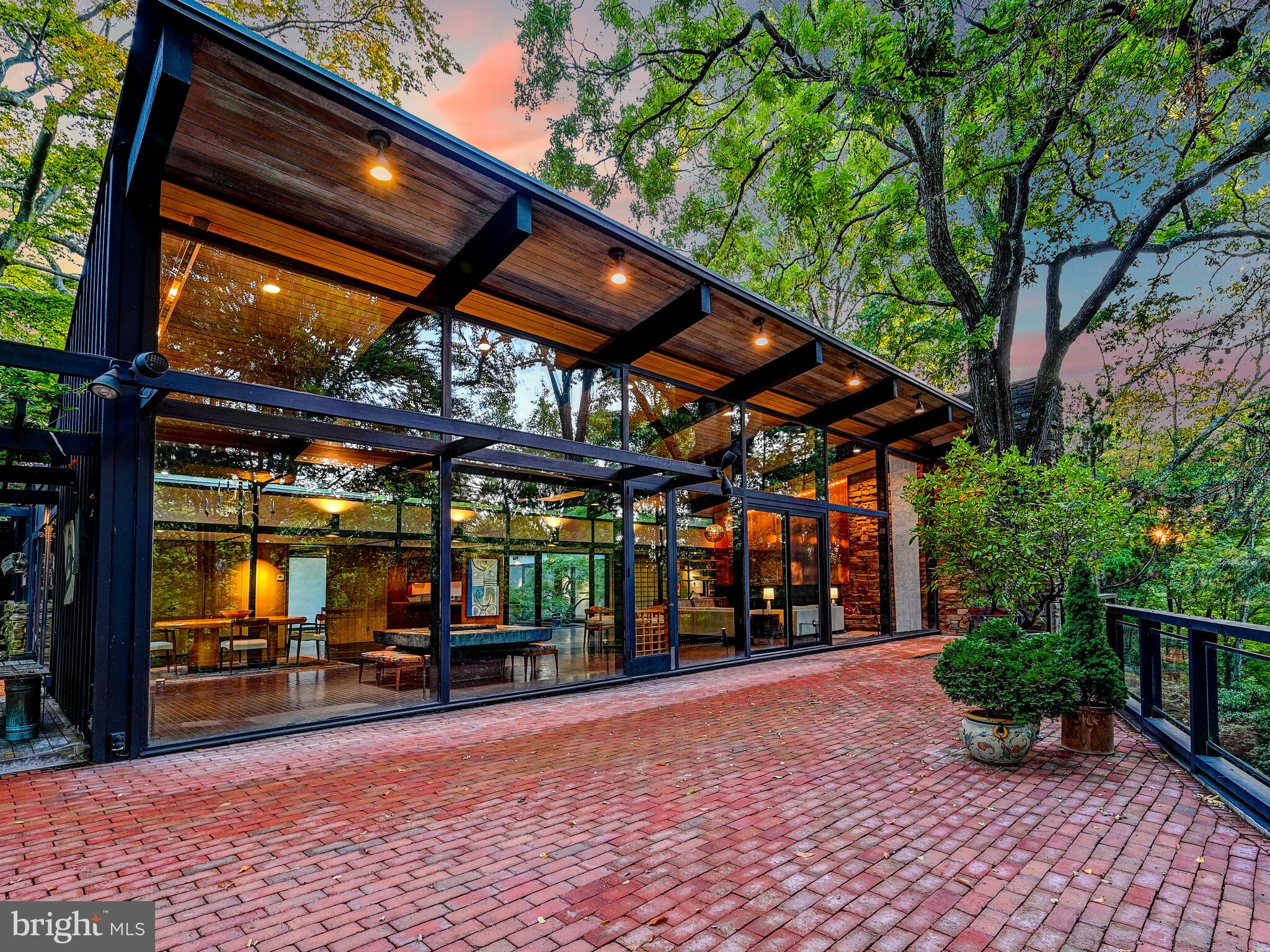 2301 Cross Country Boulevard Baltimore, MD 21209 - Photo 14 of 40