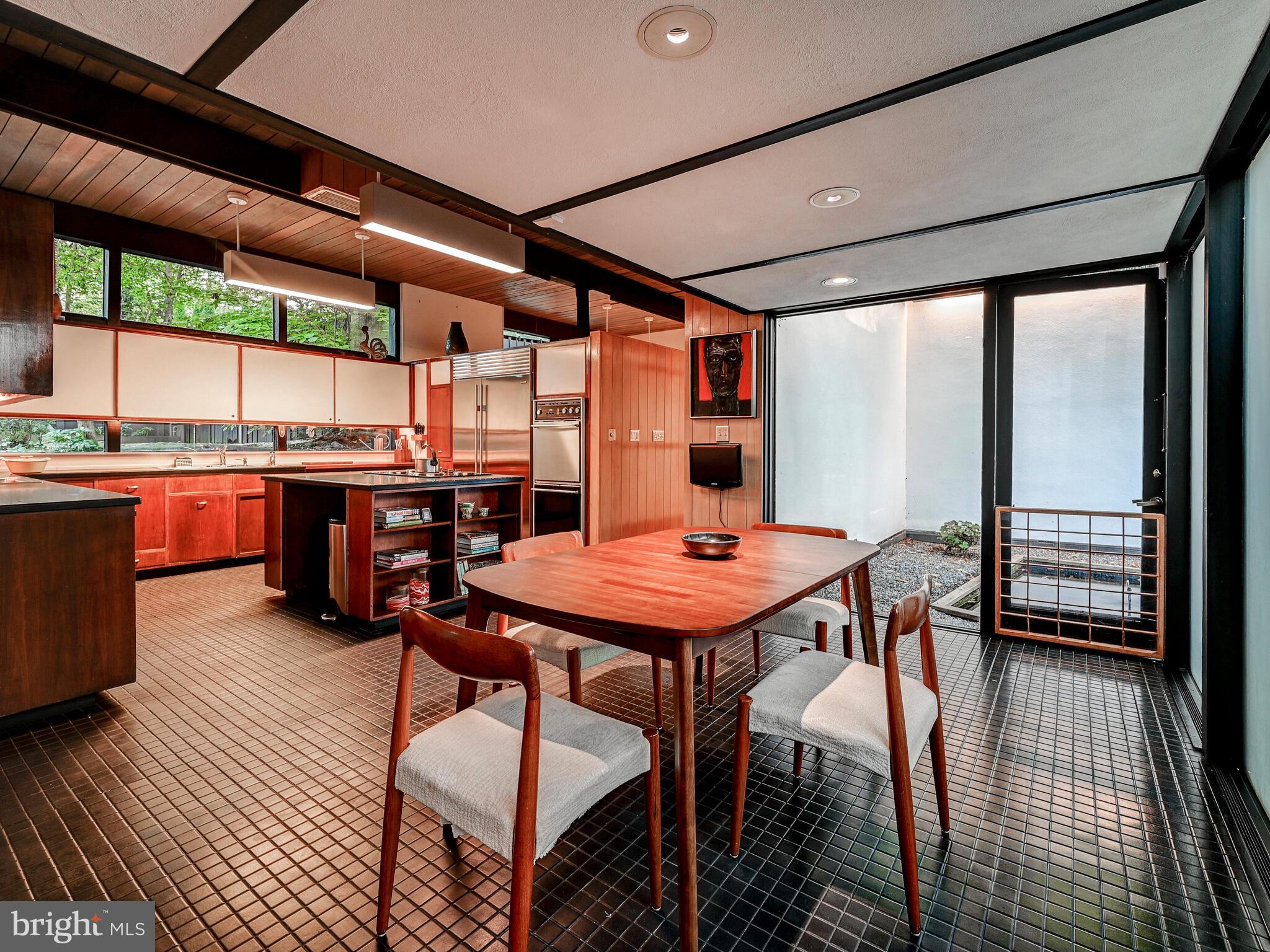 2301 Cross Country Boulevard Baltimore, MD 21209 - Photo 21 of 40