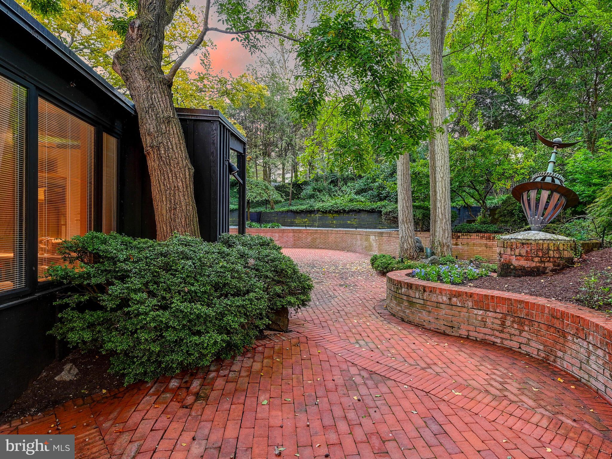 2301 Cross Country Boulevard Baltimore, MD 21209 - Photo 24 of 40