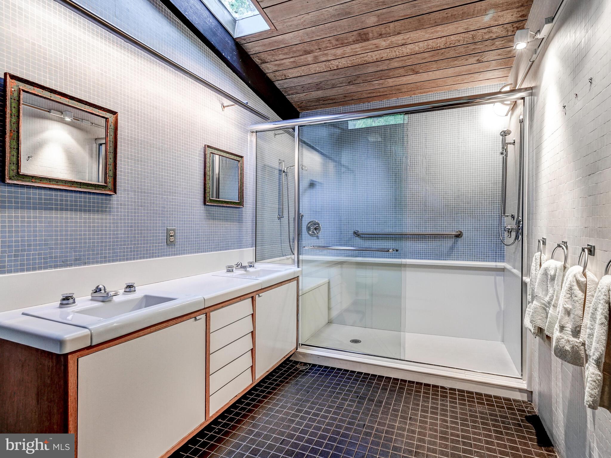 2301 Cross Country Boulevard Baltimore, MD 21209 - Photo 29 of 40