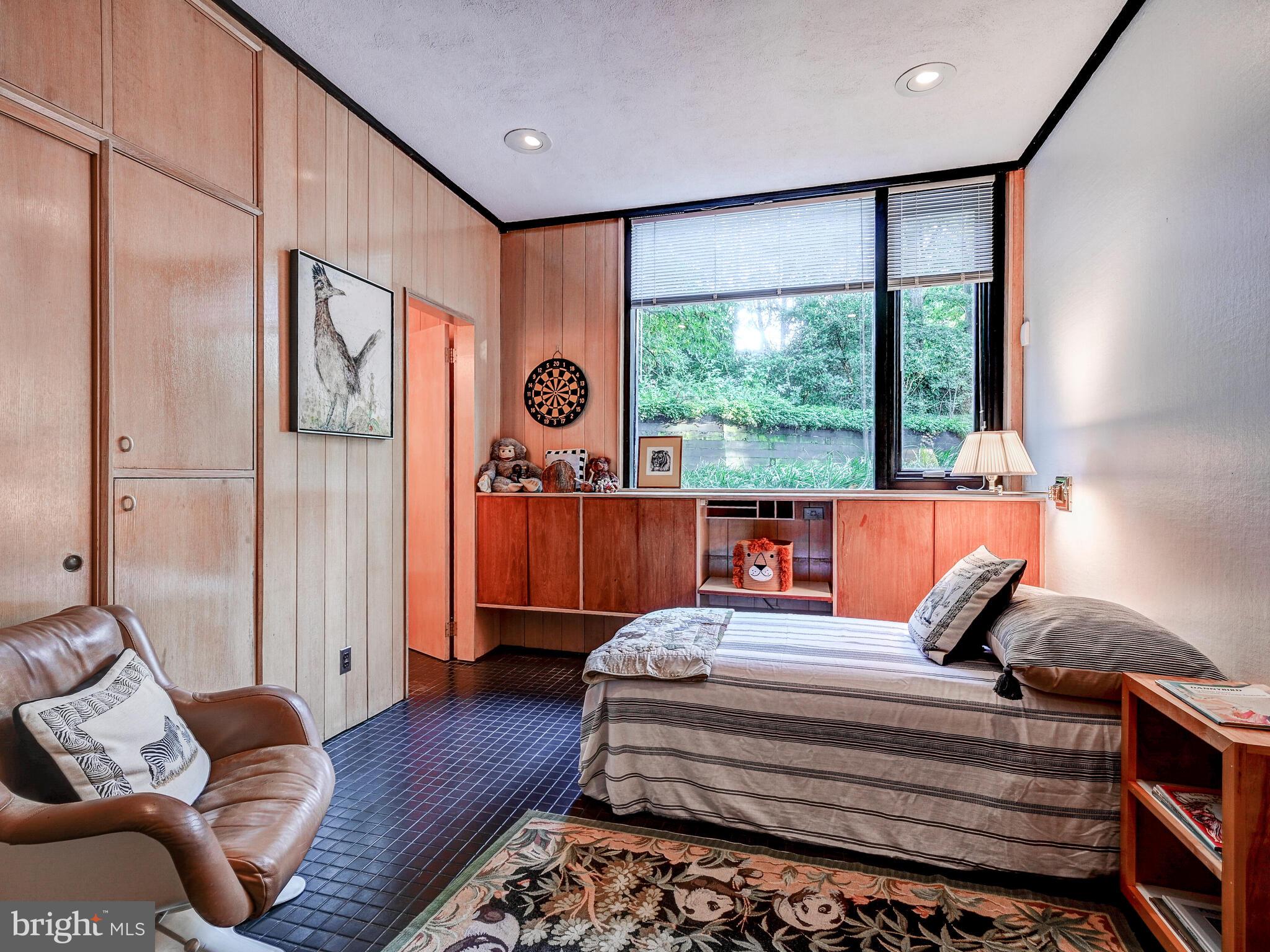 2301 Cross Country Boulevard Baltimore, MD 21209 - Photo 30 of 40