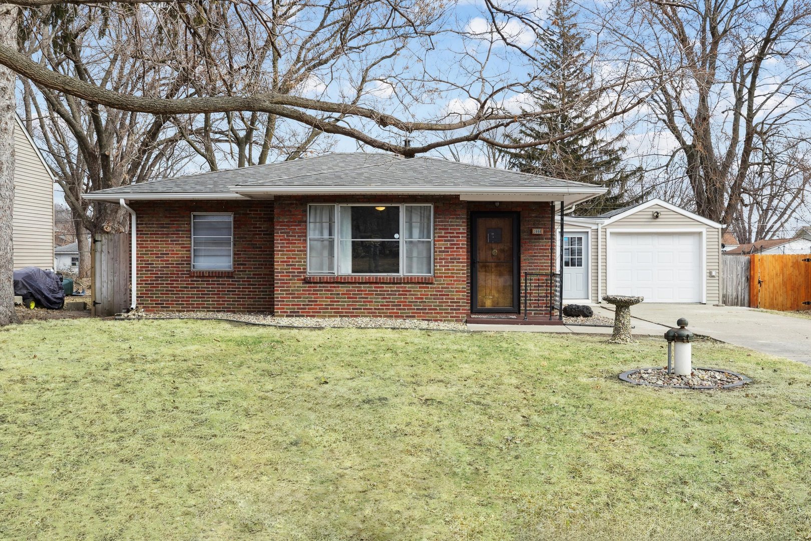 3808 15th Street Moline, IL 61265 - Photo 1 of 20