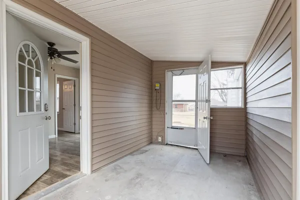 $185,000 | 3808 15th Street, Moline, IL 61265