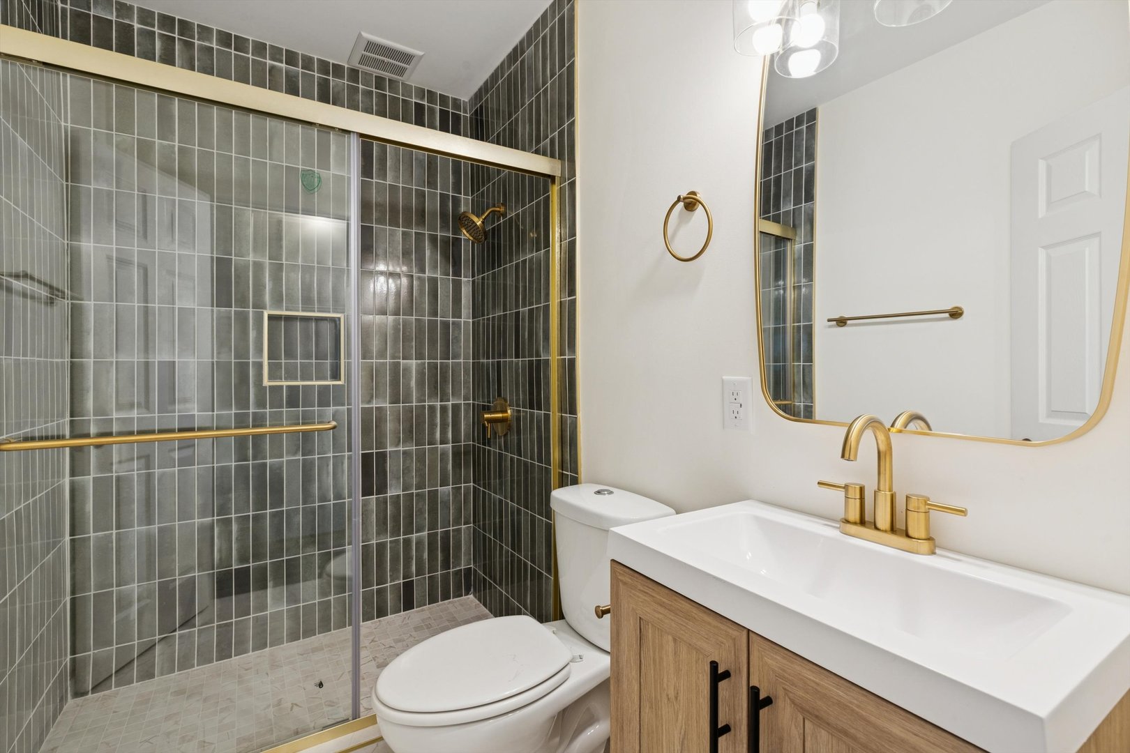 3808 15th Street Moline, IL 61265 - Photo 14 of 20
