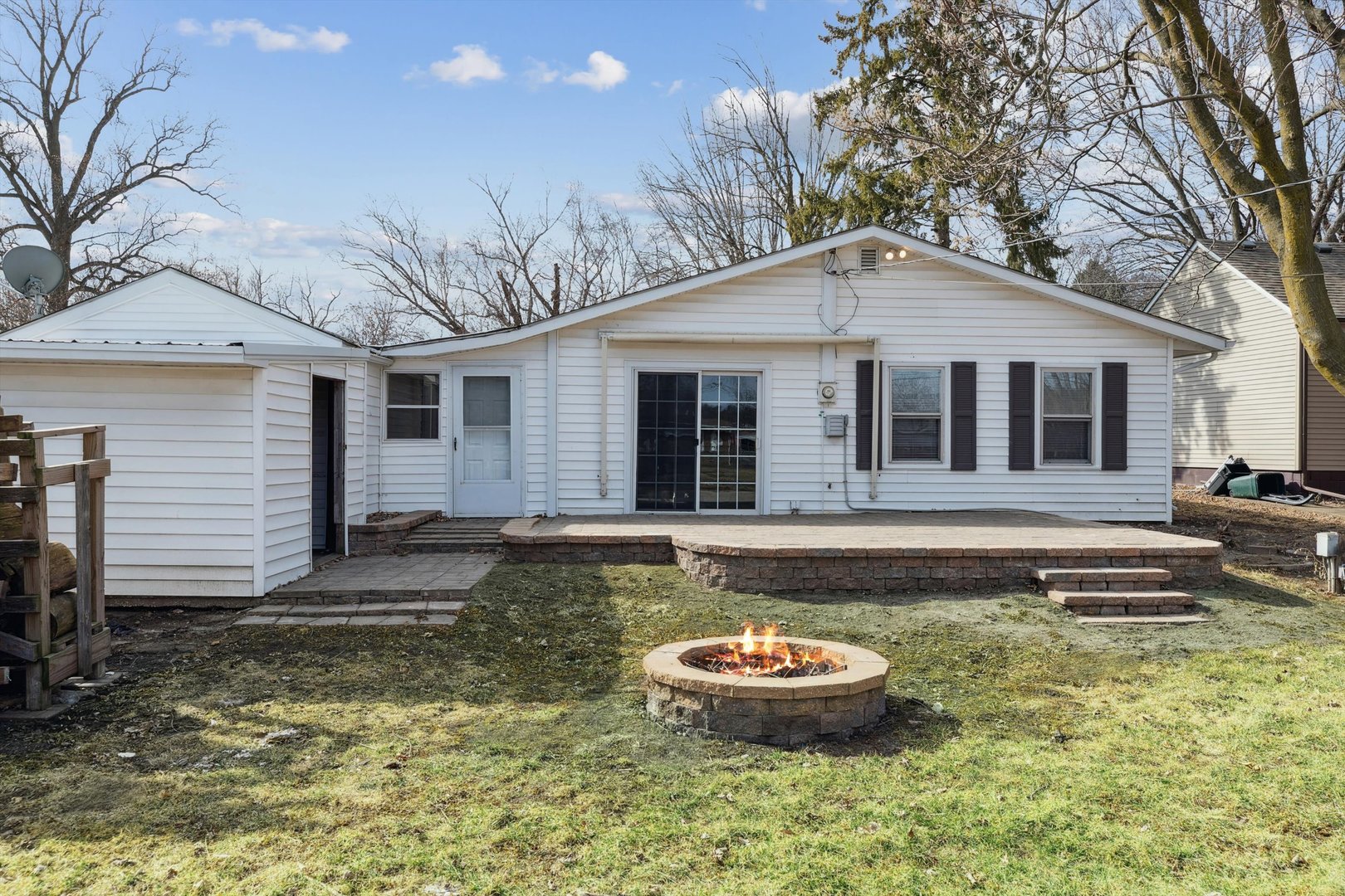 3808 15th Street Moline, IL 61265 - Photo 3 of 20