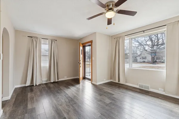 $185,000 | 3808 15th Street, Moline, IL 61265