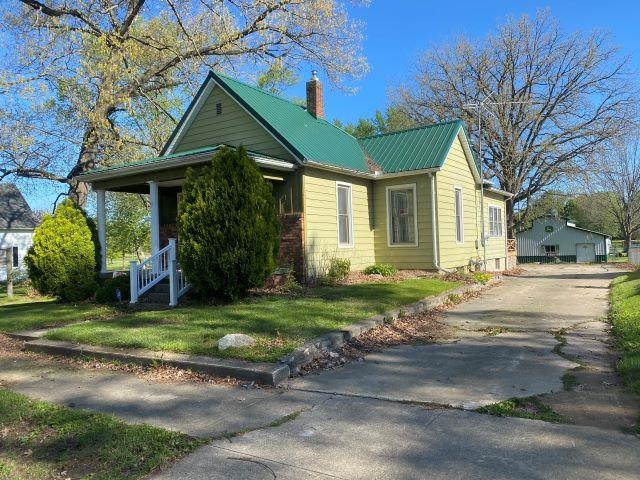 512 West 9th Street Rochester, IN 46975 - Photo 1 of 7