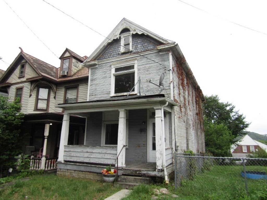 223 Second Street North Jeannette, PA 15644 - Photo 2 of 23