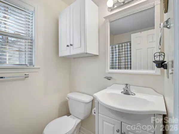 $699,000 | 137 Weaver Court, Lake Lure, NC 28746