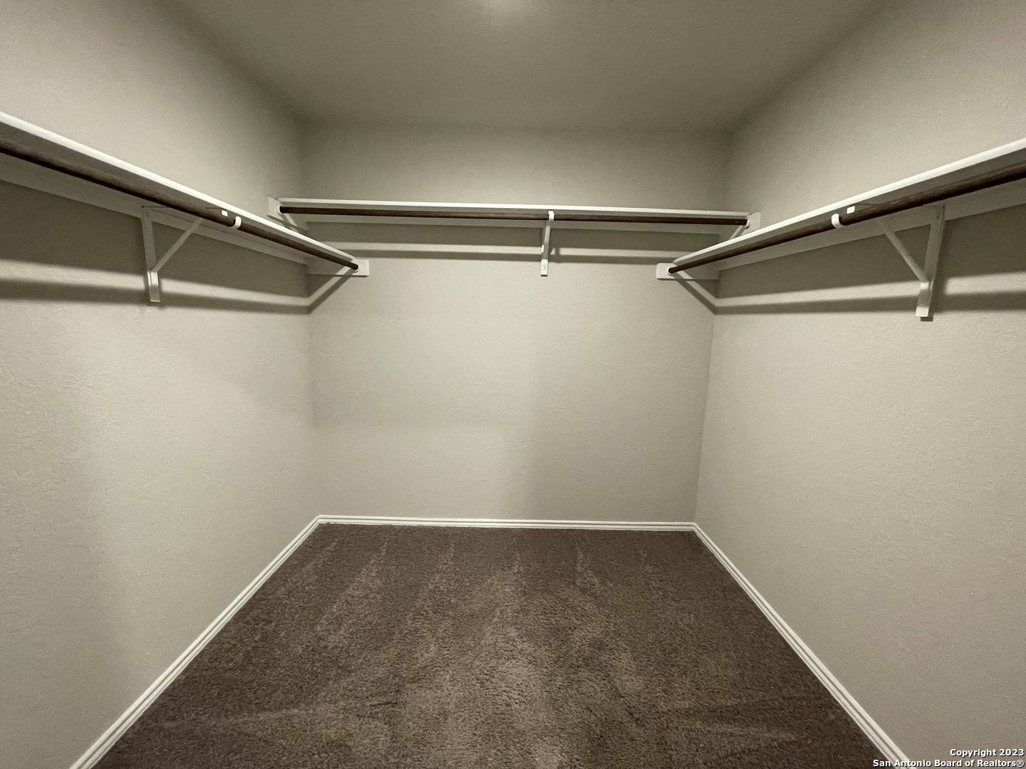 418 Ambush Ridge San Antonio, TX 78220 - Photo 10 of 24