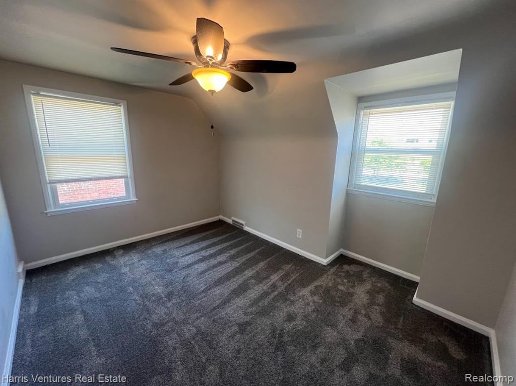 22144 Moross Road Grosse Pointe, MI 48236 - Photo 11 of 16