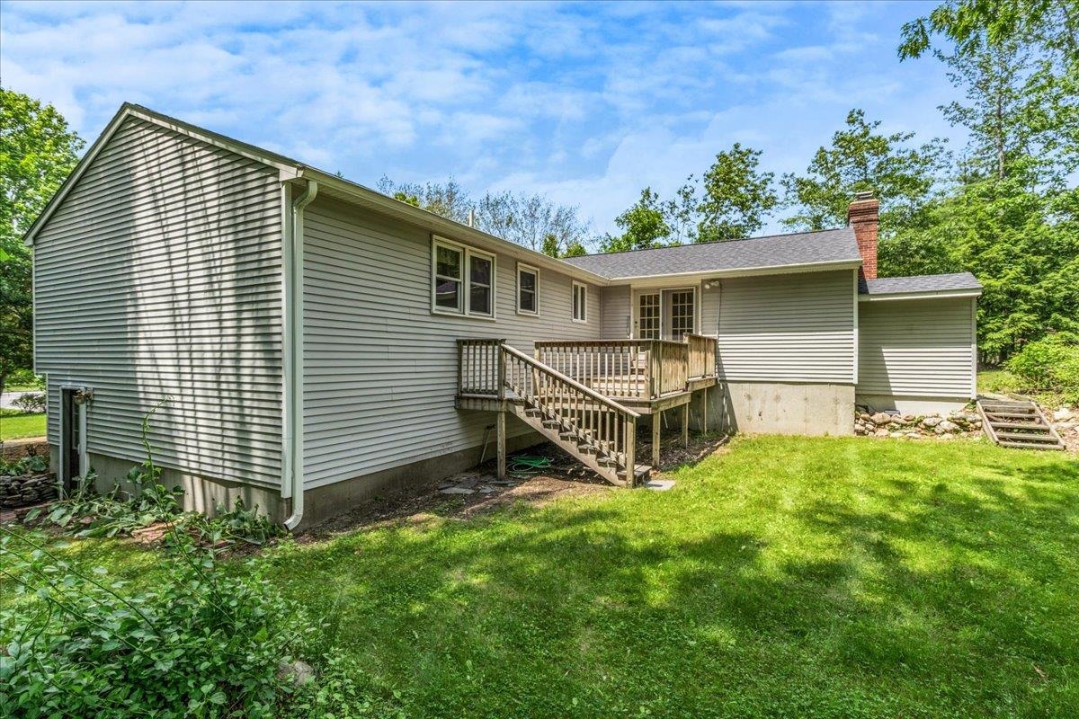 426 Mammoth Road Londonderry, NH 03053 - Photo 35 of 56