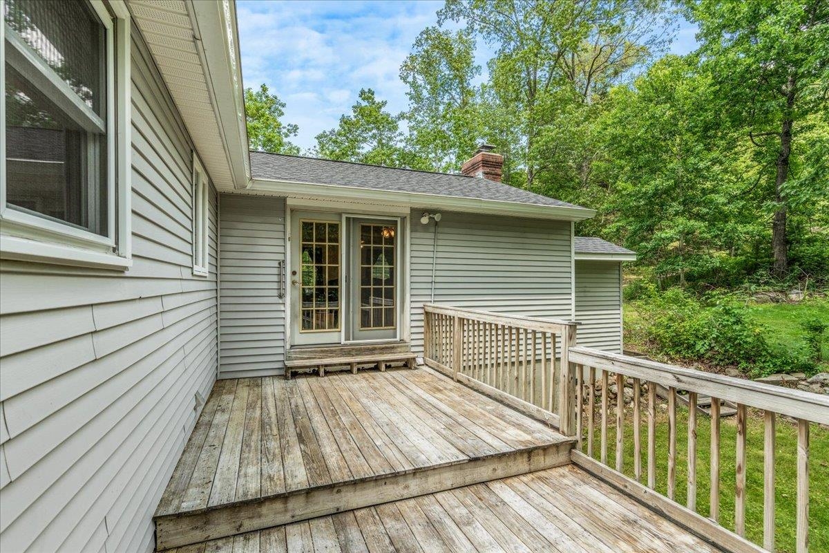 426 Mammoth Road Londonderry, NH 03053 - Photo 36 of 56